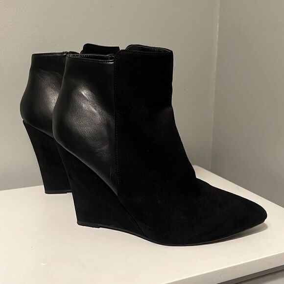 Worthington Women's Black Lapaz Pointed Toe Wedge Heel Ankle Boots Size 8 - Picture 4 of 11